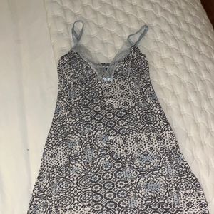 Grey patterned nightgown